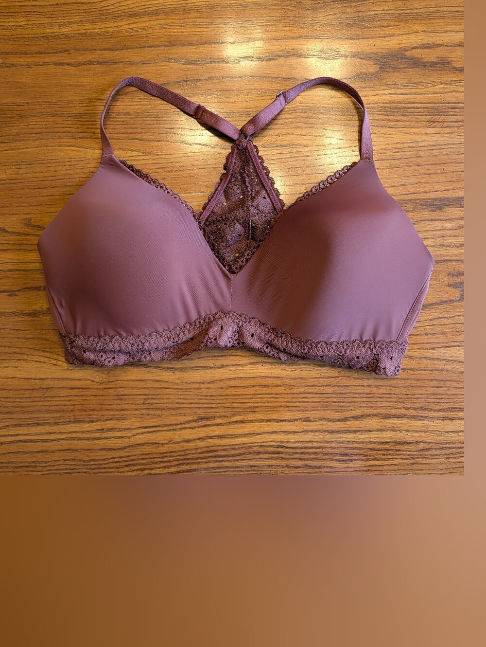 Aerie Mauve Pink Wireless Lace Trim Racerback Bra Size 36C Excellent
